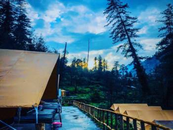 Kasol Kheerganga Trek Holiday Packages To Kullu