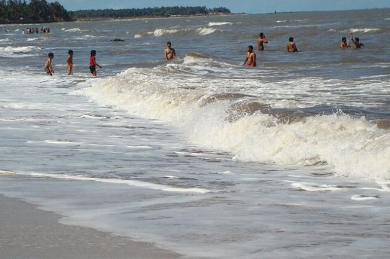 Kihim Beach