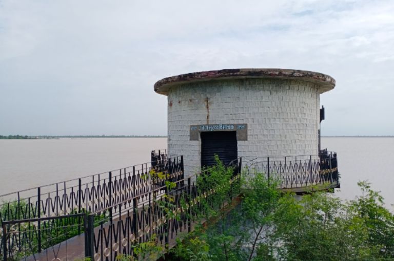 pothra-dam-waterfal