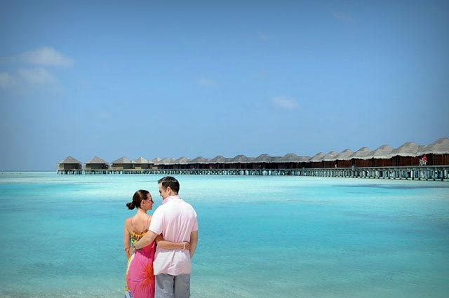 Honeymoon in Maldives, Honeymoon places in Maldives,Maldives Honeymoon ...