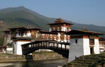 punakha-dzong