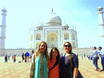 Taj Tour