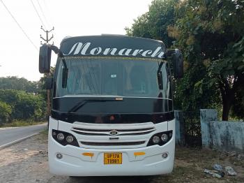 Tempo traveller