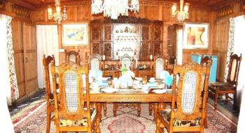 Houseboat Dinning Hall