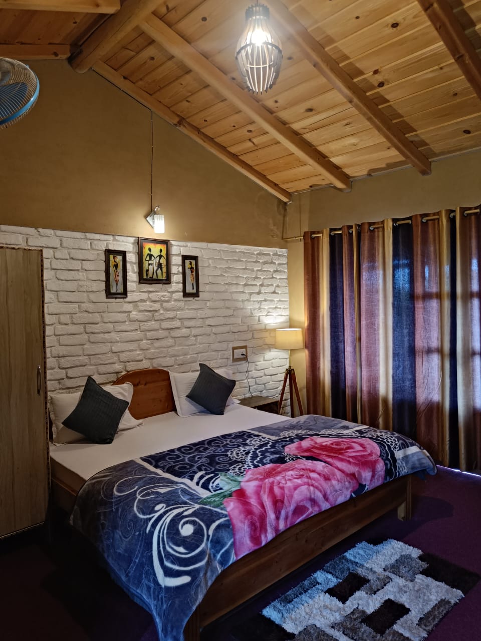 ECO BINSAR DHOLCHINA