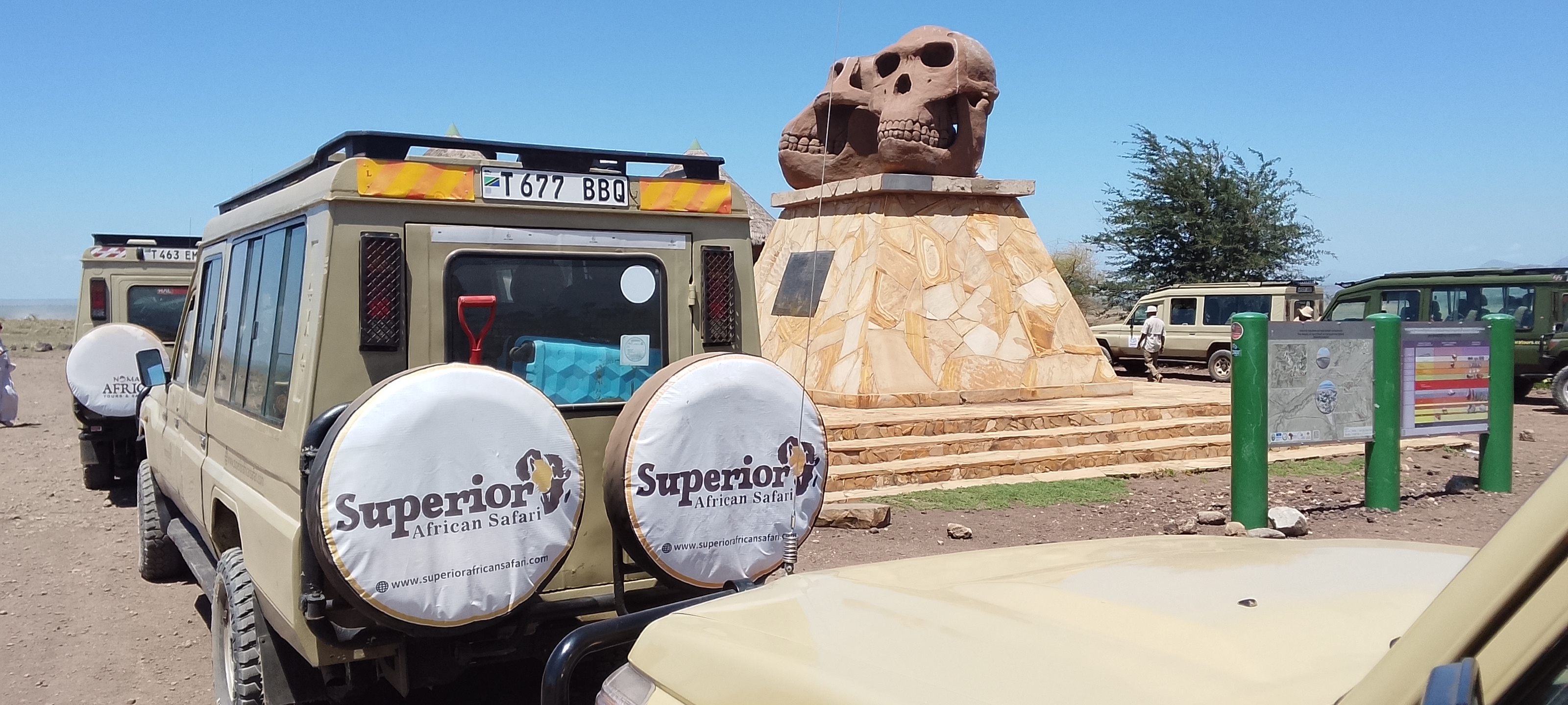 A 4x4 Land Cruiser safari vehicle.