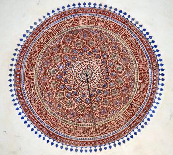 Beautiful ceiling at Asir Khan Tomb Himyoon Complex - Delhi