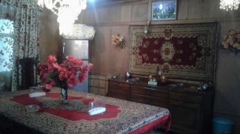 Sun Suci houseboat