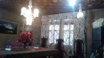 Sun Suci houseboat
