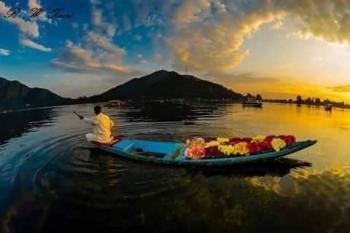Dal lack Kashmir