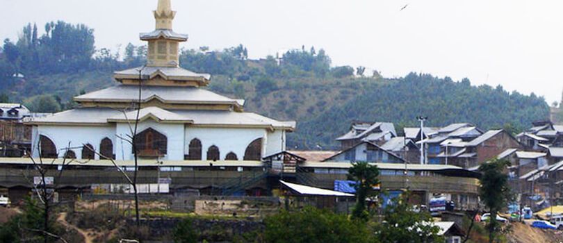 Top Tourist Places To Visit in Kashmir