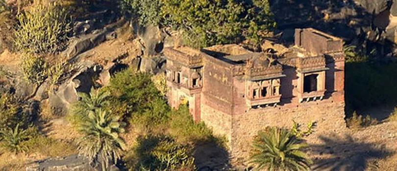 Top Tourist Places To Visit in Mount Abu