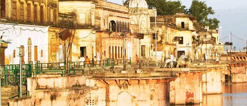 Top Tourist Places To Visit in Ayodhya