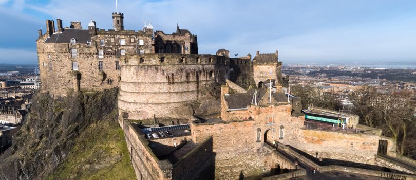 Top Tourist Places To Visit in Edinburgh