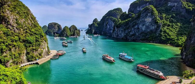 Top Tourist Places To Visit in Ha Long