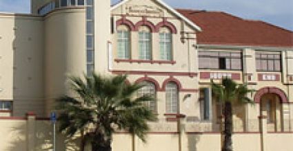 Port Elizabeth Travel Guide