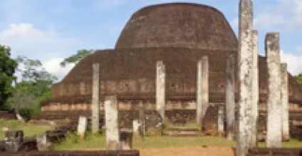 Polonnaruwa Travel Guide
