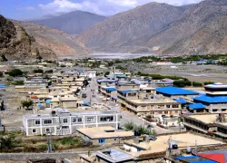Jomsom Bazaar in Jomsom