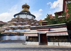 The Gyantse Chorten in Gyantse