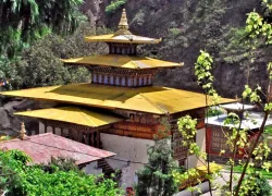 Dangme Chhu in Trashigang