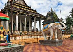 Snoeng Temples in Battambang