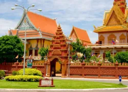 Wat Ounalom in Phnom Penh