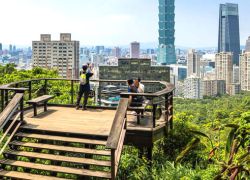 Elephant Mountain in Taipei