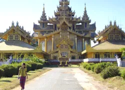 Sutaungpyei Pagoda in Pindaya