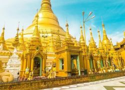 Botataung Pagoda in Yangon