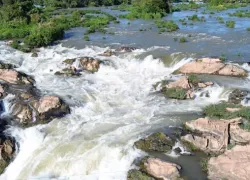 Phou Lu Waterfall in Muang Xay