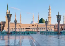 Al-Masjid an-Nabawi in Medina