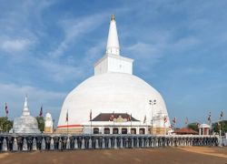 Mirisaveti Stupa in Anuradhapura