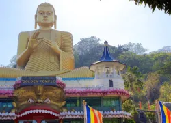 Rangiri Dambulla Vihara in Matale