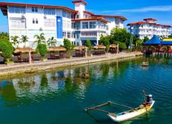 Batticaloa Lagoon in Batticaloa