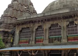 Vishnupad Temple