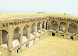 Asirgarh Fort,Asirgarh Fort in Madhya Pradesh