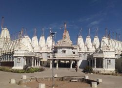 72 Jinalaya Jain Temple in Mandvi