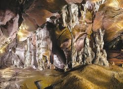 Kutumsar Caves in Jagdalpur