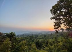 Parpatiya Sunset/Sunrise Point in Mainpat