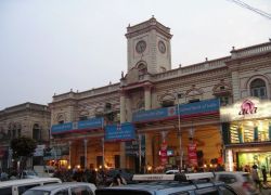 Hazratganj Market in Lucknow