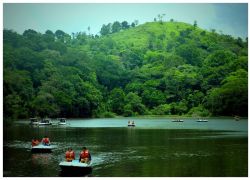 Pookode Lake