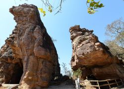 Bhimbetka Caves in Bhopal