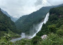Bap Teng Kang Waterfalls in Tawang