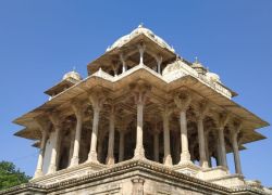 Chaurasi Khambon ki Chhatri in Bundi