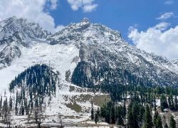 Thajiwas Glacier