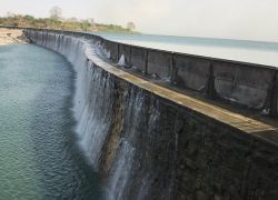 Parichha Dam in Tikamgarh