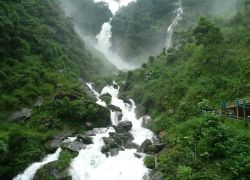 Phamrong Falls in Yuksom