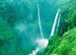 Thoseghar Waterfalls in Satara
