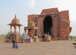 Parvatiya Devi Temple in Bhojpur