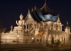 Chinese Temple, Bodh Gaya - 13D Buddhist Pilgrimage Tour Mumbai To Nepal